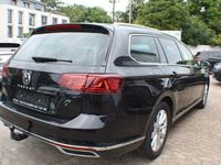 Gebraucht VW Passat Elegance 150 PS (110 kW) 2024 Schwarz Kombi