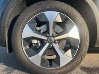 Neu Volvo XC40 Plus 163 PS (119 kW) 2025 Schwarz SUV