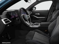 Gebraucht BMW 330e Comfort Edition 292 PS (214 kW) 2025 Arctic race blue metallic Kombi