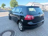 Gebraucht VW Golf VI 80 PS (58 kW) 2008 Schwarz Kleinwagen