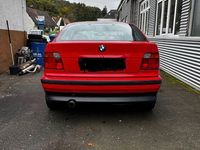 Gebraucht BMW 316 102 PS (75 kW) 1997 Rot Limousine