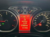 Gebraucht Ford Kuga Individual 163 PS (119 kW) 2012 Weiß SUV