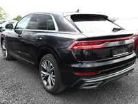 Gebraucht Audi Q8 Ambiente 286 PS (210 kW) 2021 Metallic SUV