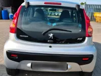 Gebraucht Peugeot 107 Urban Move 69 PS (50 kW) 2009 Silber Kleinwagen