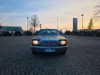 Gebraucht Mercedes E300 179 PS (131 kW) 1988 Schwarz Limousine