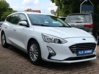 Gebraucht Ford Focus Titanium 150 PS (110 kW) 2019 Frozen white Kombi