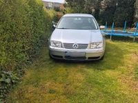 Second-hand VW Bora 102 CP (75 kW) 2004 Argintiu Berlinǎ