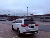 Używany Mitsubishi Outlander 150 KM (110 kW) 2017 Biały SUV