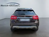 Gebraucht Mercedes GLA220 StreetStyle 170 PS (125 kW) 2015 Braun SUV