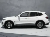 Gebraucht BMW X3 Sport Line 184 PS (135 kW) 2023 Weiß SUV