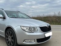 Gebraucht Skoda Superb 140 PS (102 kW) 2013 Grau Limousine