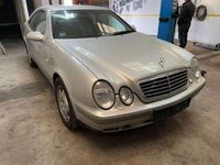 gebraucht Mercedes CLK230 Coupe Kompressor Elegance guter Zustand wenig km!