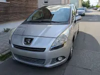 Gebraucht Peugeot 5008 Allure 150 PS (110 kW) 2013 Grau Van / Kleinbus
