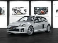 Gebraucht Renault Clio 226 PS (166 kW) 2003 Silber Kleinwagen
