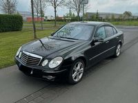 Gebraucht Mercedes E320 224 PS (164 kW) 2008 Schwarz Limousine