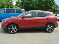 Gebraucht Nissan Qashqai Akari 140 PS (102 kW) 2021 Rot SUV