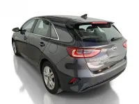 Gebraucht Kia Ceed Vision 140 PS (102 kW) 2019 Grau Kleinwagen