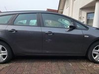 Gebraucht Opel Astra Selection 116 PS (85 kW) 2011 Grau Kombi