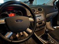 Second-hand Ford Focus Premium 101 CP (74 kW) 2009 Gri Berlinǎ