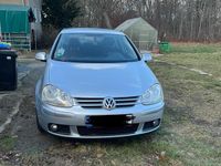 Gebraucht VW Golf V 105 PS (77 kW) 2006 Silber Kleinwagen