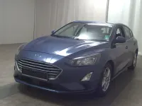 Używany Ford Focus Cool & Connect 120 KM (88 kW) 2021 Niebieski Sedan/Limuzyna