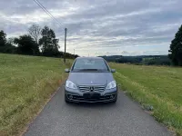 Gebraucht Mercedes A180 Elegance 115 PS (84 kW) 2010 Grau Limousine