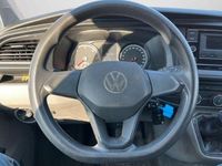 Gebraucht VW Transporter 150 PS (110 kW) 2020 Grau Van