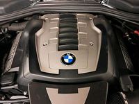 Gebraucht BMW 550 367 PS (269 kW) 2006 Schwarz Limousine