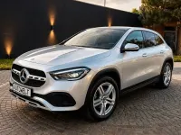 Gebraucht Mercedes GLA200 163 PS (119 kW) 2020 Silber SUV