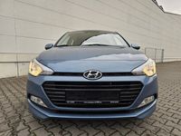 gebraucht Hyundai i20 blue 1.0 T-GDI Trend | Sitzhgz | Lenkradhzg