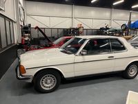 Gebraucht Mercedes 280 185 PS (136 kW) 1982 Weiß