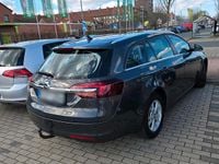 Gebraucht Opel Insignia 140 PS (102 kW) 2014 Grau Kombi