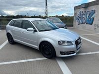Gebraucht Audi A3 Attraction 140 PS (102 kW) 2011 Silber Limousine