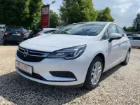 Gebraucht Opel Astra Innovation 110 PS (80 kW) 2017 Weiß Limousine