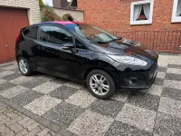 Gebraucht Ford Fiesta 60 PS (44 kW) 2016 Schwarz Kleinwagen
