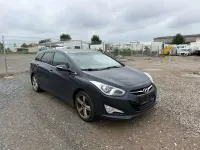 Gebraucht Hyundai i40 Premium 136 PS (100 kW) 2014 Blau Kombi