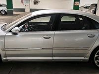 Second-hand Audi A8 450 CP (330 kW) 2005 Argintiu Berlinǎ