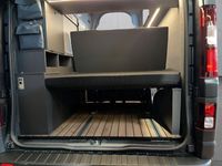 Second-hand Renault Trafic 170 CP (125 kW) 2024 Gri Monovolum