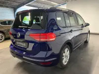 Gebraucht VW Touran Comfortline 150 PS (110 kW) 2022 Blau Van / Kleinbus