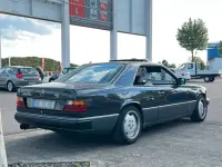 Second-hand Mercedes E300 180 CP (132 kW) 1992 Negru Coupe