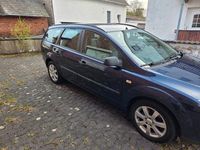 Gebraucht Ford Focus Trend 145 PS (106 kW) 2005 Blau Kombi