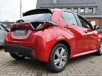 Neu Mazda 2 Exclusive-Line 116 PS (85 kW) 2025 Rot Limousine