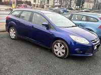 Gebraucht Ford Focus Trend 101 PS (74 kW) 2014 Blau Kombi