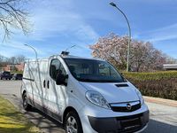Gebraucht Opel Vivaro 115 PS (84 kW) 2014 Weiß Van / Kleinbus