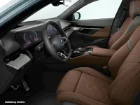 Gebraucht BMW 550e 489 PS (359 kW) 2025 Grün Kombi