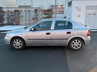 Gebraucht Opel Astra 75 PS (55 kW) 1998 Silber Limousine