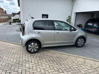 Gebraucht VW e-up! United 61 kW (83 PS) 2022 Silber Kleinwagen