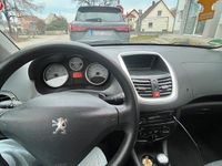 Gebraucht Peugeot 206+ 75 PS (55 kW) 2010 Schwarz Kleinwagen