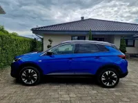 Gebraucht Opel Grandland X Ultimate 177 PS (130 kW) 2022 Topasblau/bright blue SUV