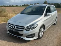 Gebraucht Mercedes B180 122 PS (89 kW) 2016 Silber Kleinwagen